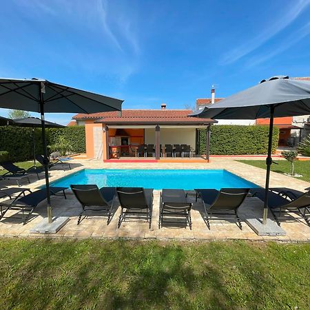 Villa Antonci-18, Pool, 3 Houses, Jacuzzi, Private Territory Antonci  Εξωτερικό φωτογραφία