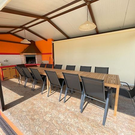 Villa Antonci-18, Pool, 3 Houses, Jacuzzi, Private Territory Antonci  Εξωτερικό φωτογραφία