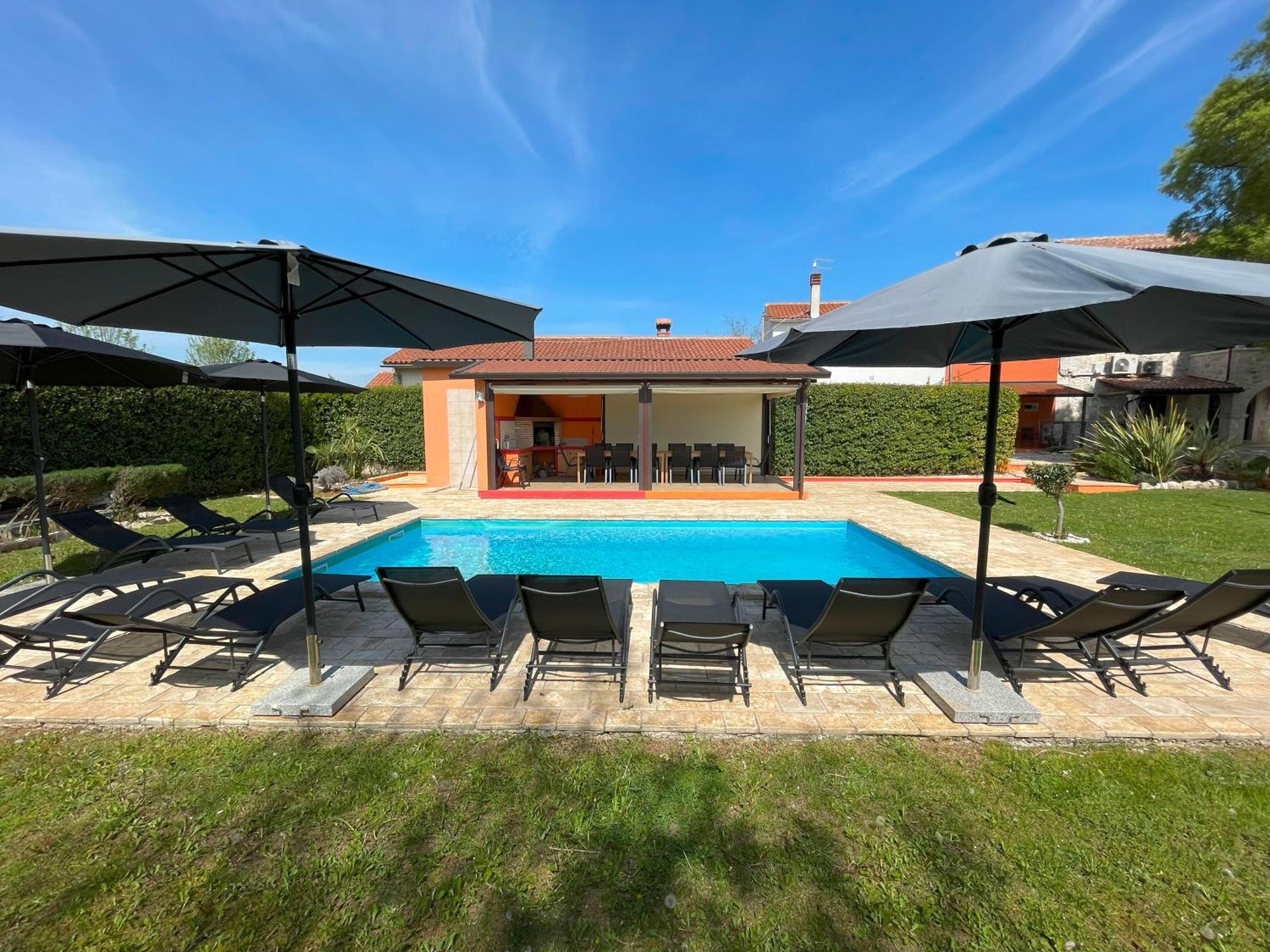 Villa Antonci-18, Pool, 3 Houses, Jacuzzi, Private Territory Antonci  Εξωτερικό φωτογραφία