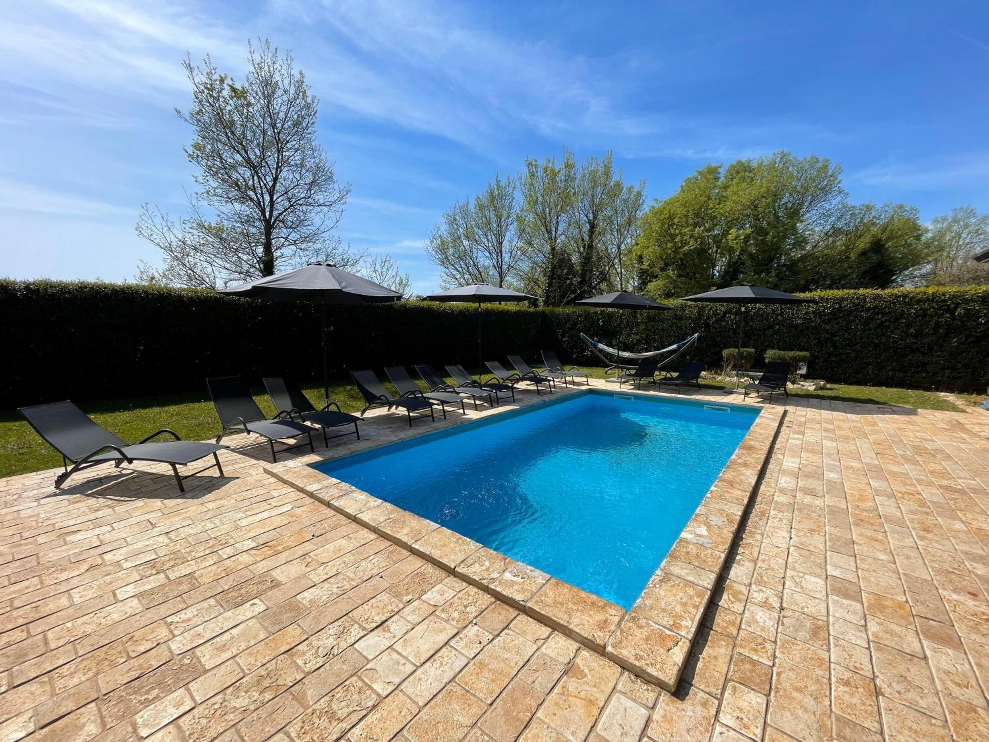 Villa Antonci-18, Pool, 3 Houses, Jacuzzi, Private Territory Antonci  Εξωτερικό φωτογραφία